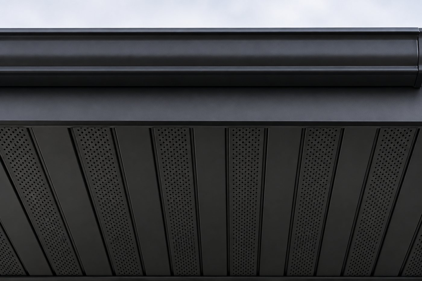 Vented aluminum + 5-inch gutter